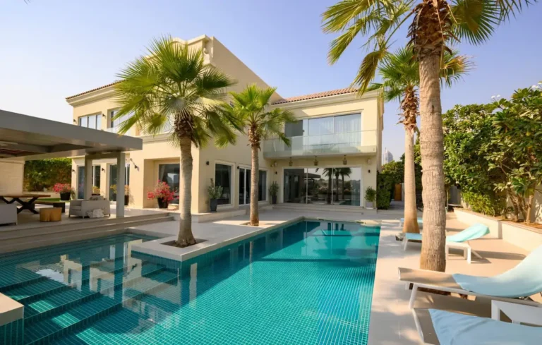 swimming pool contractors